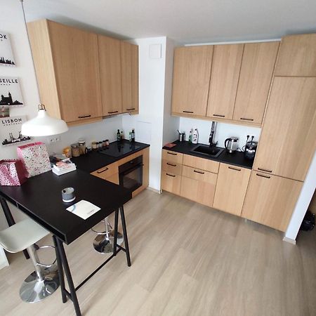 Scandinavian Apartment In Modest Area 루블린 외부 사진